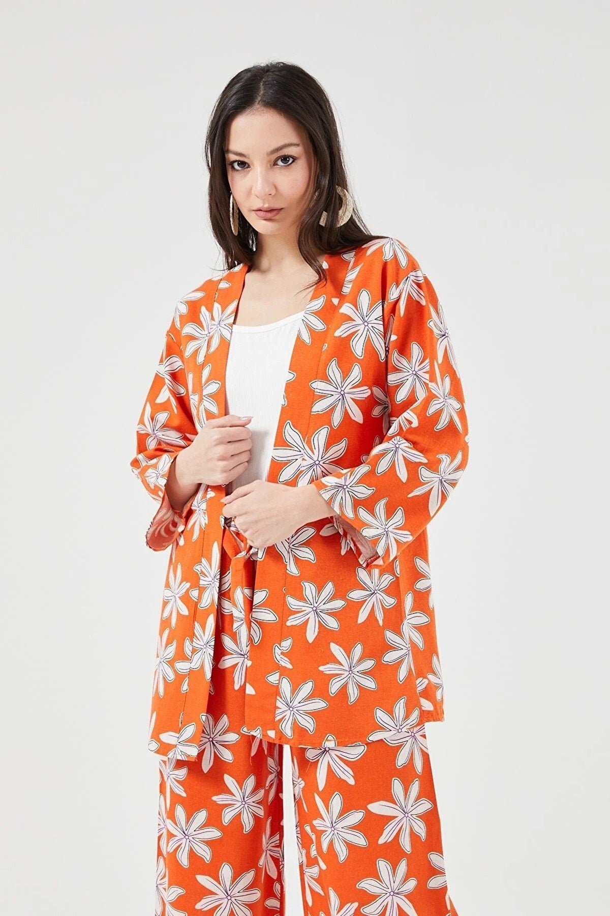 Siyah Çiçek Desenli Keten Plaj Kimono