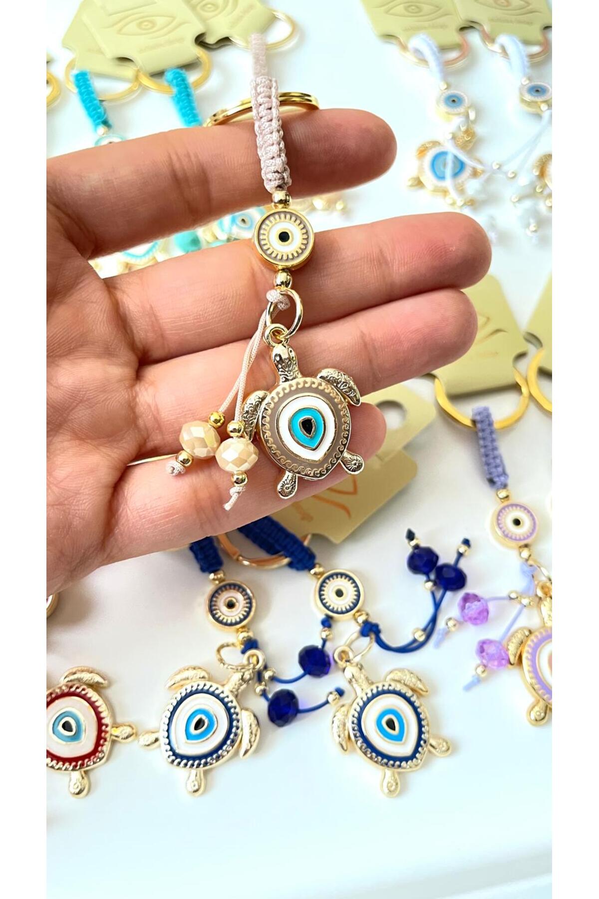 Ivy Gold-Plated Evil Eye Keychain - Beige Turtle Design