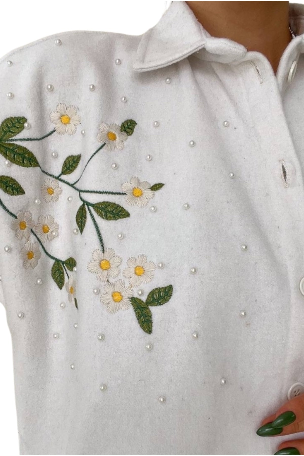 Lydia Women's Wool Daisy Embroidered Shacket - White
