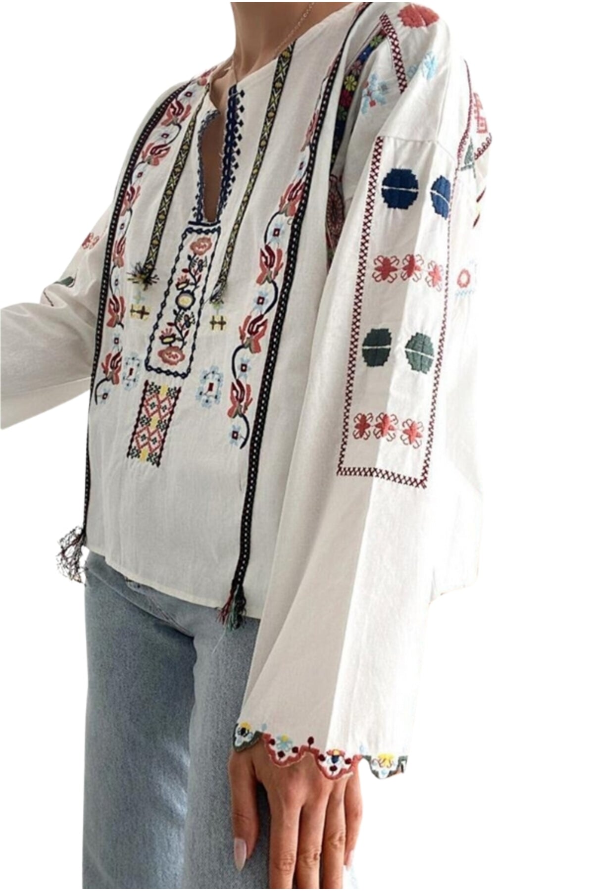Alexis Women's Cotton-Linen Blend Vintage Inspired Embroidered Blouse - White