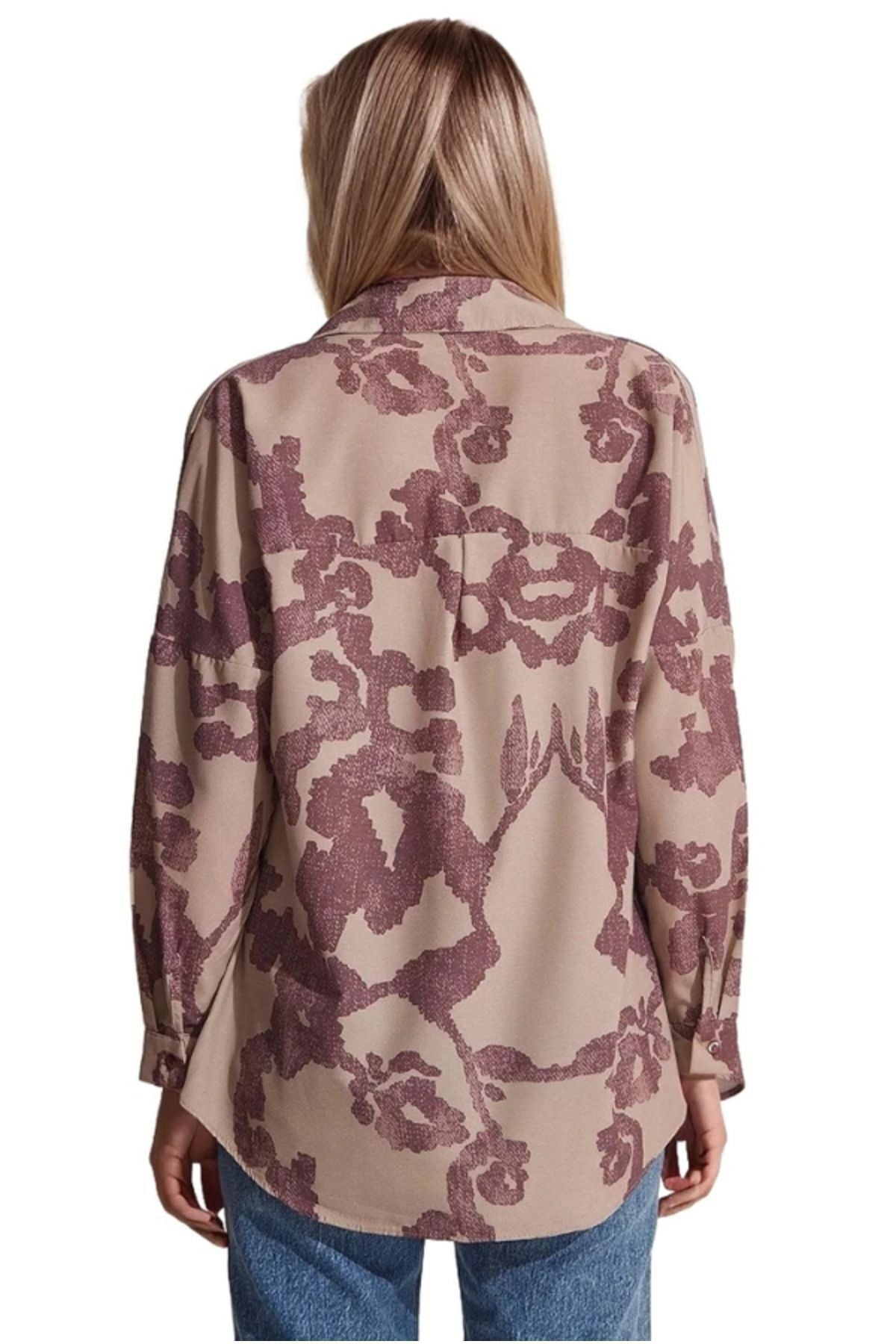 Melissa Women's Oversized Longline Shirt - Beige and Dusty Rose Print