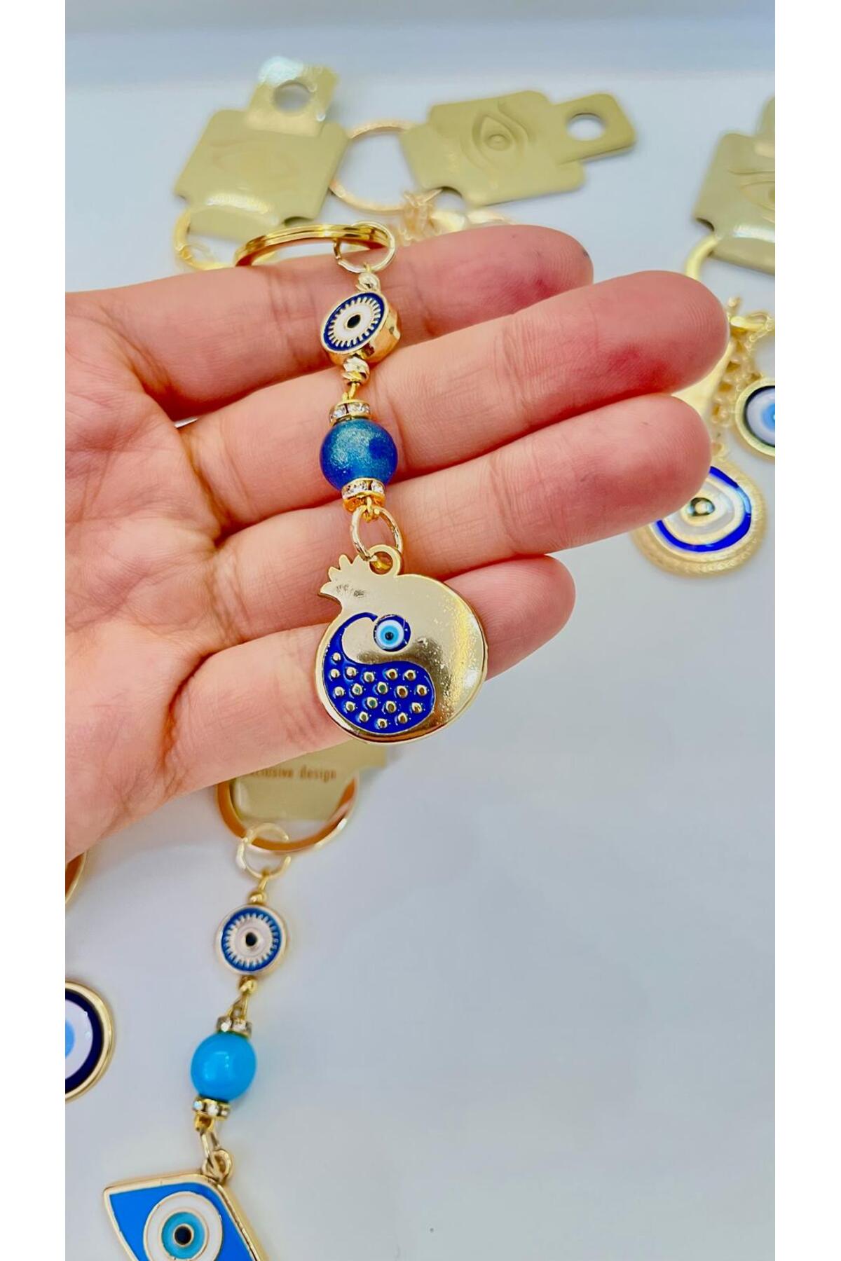 Hannah Gold-Plated Bodrum Bead Keychain - Navy Pomegranate
