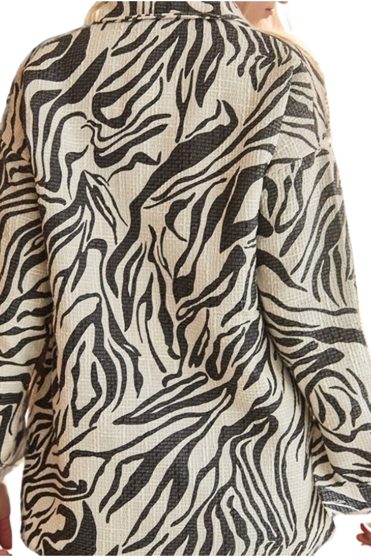 Lena Women's Pocket Shacket - Zebra
