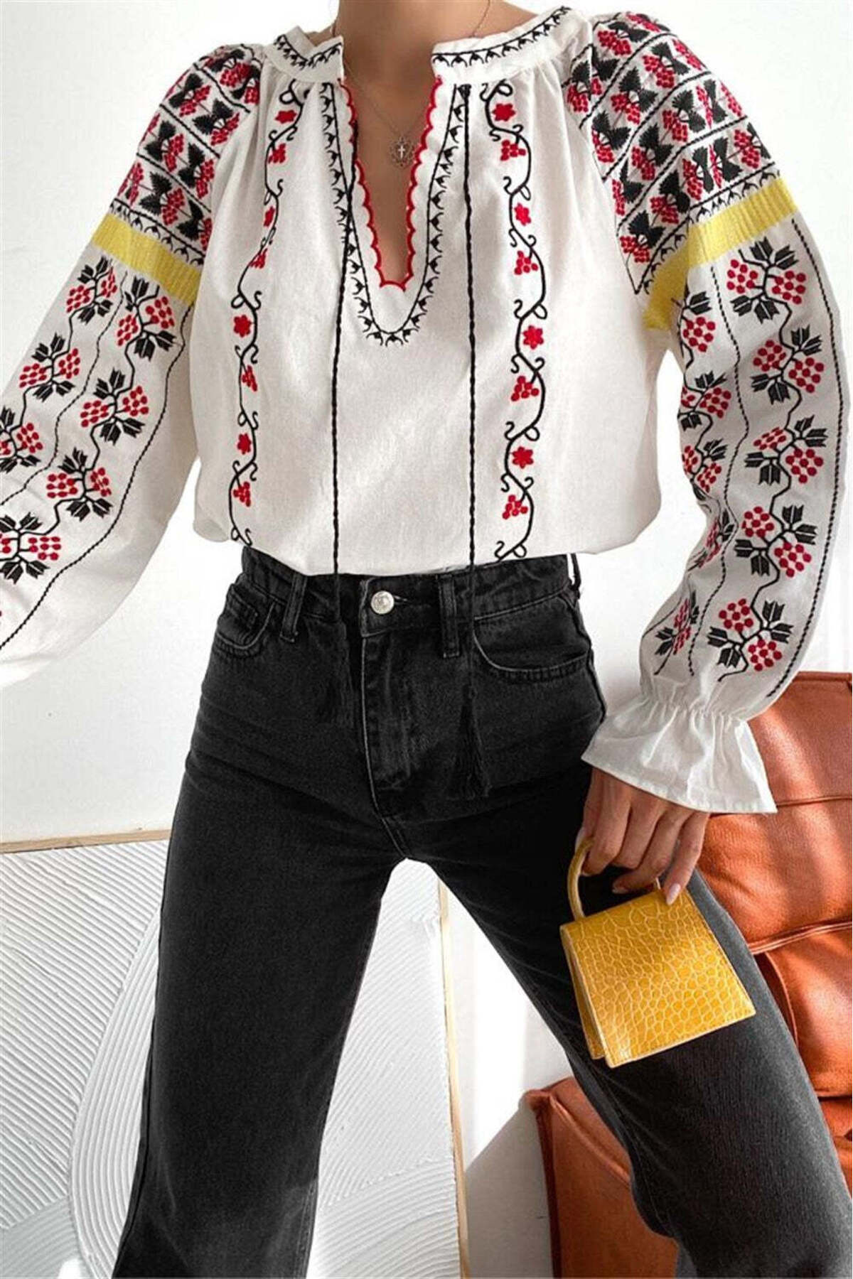 Danielle Women's Boho Embroidered Tassel Blouse - White