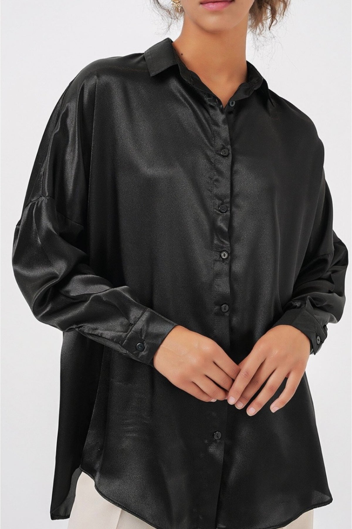 Caroline Women's Relaxed Fit Satin Shirt - Black