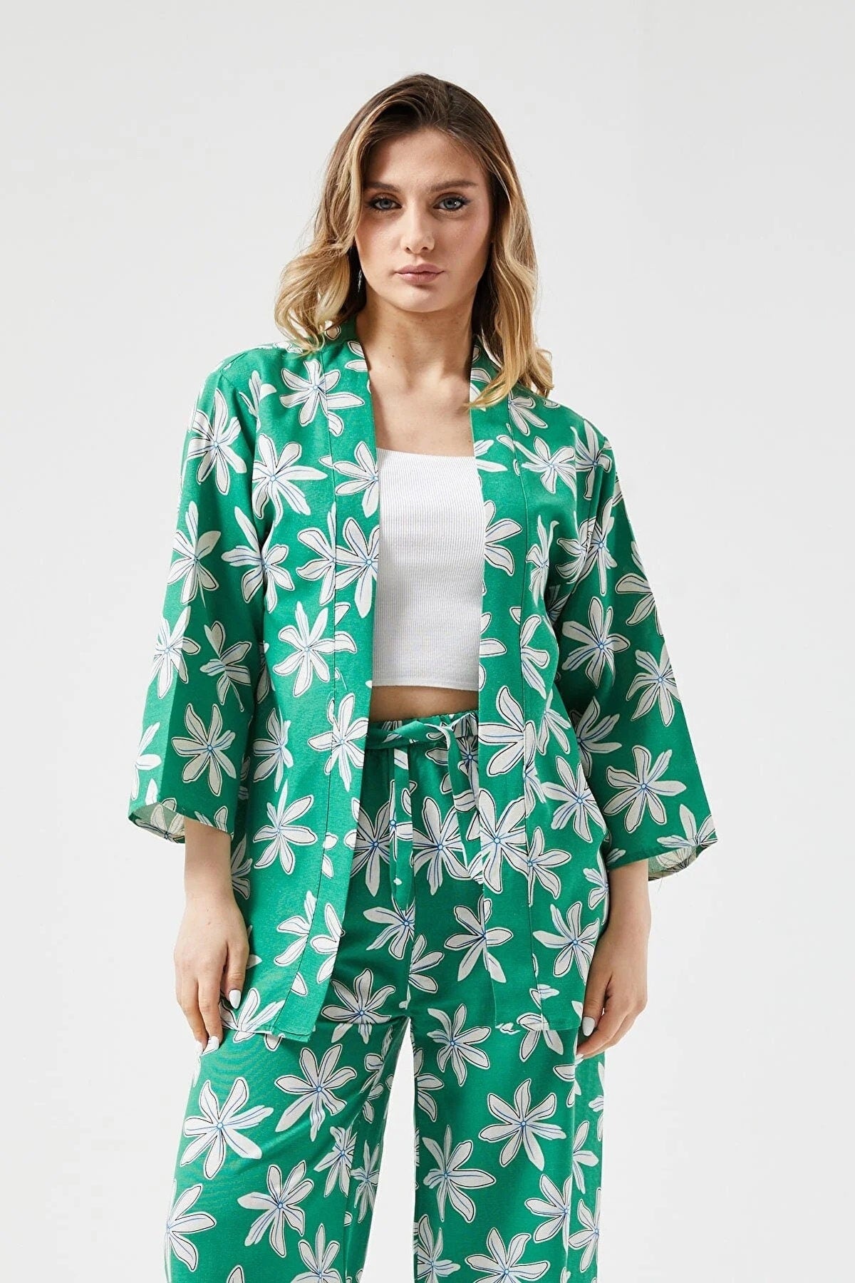 Siyah Çiçek Desenli Keten Plaj Kimono