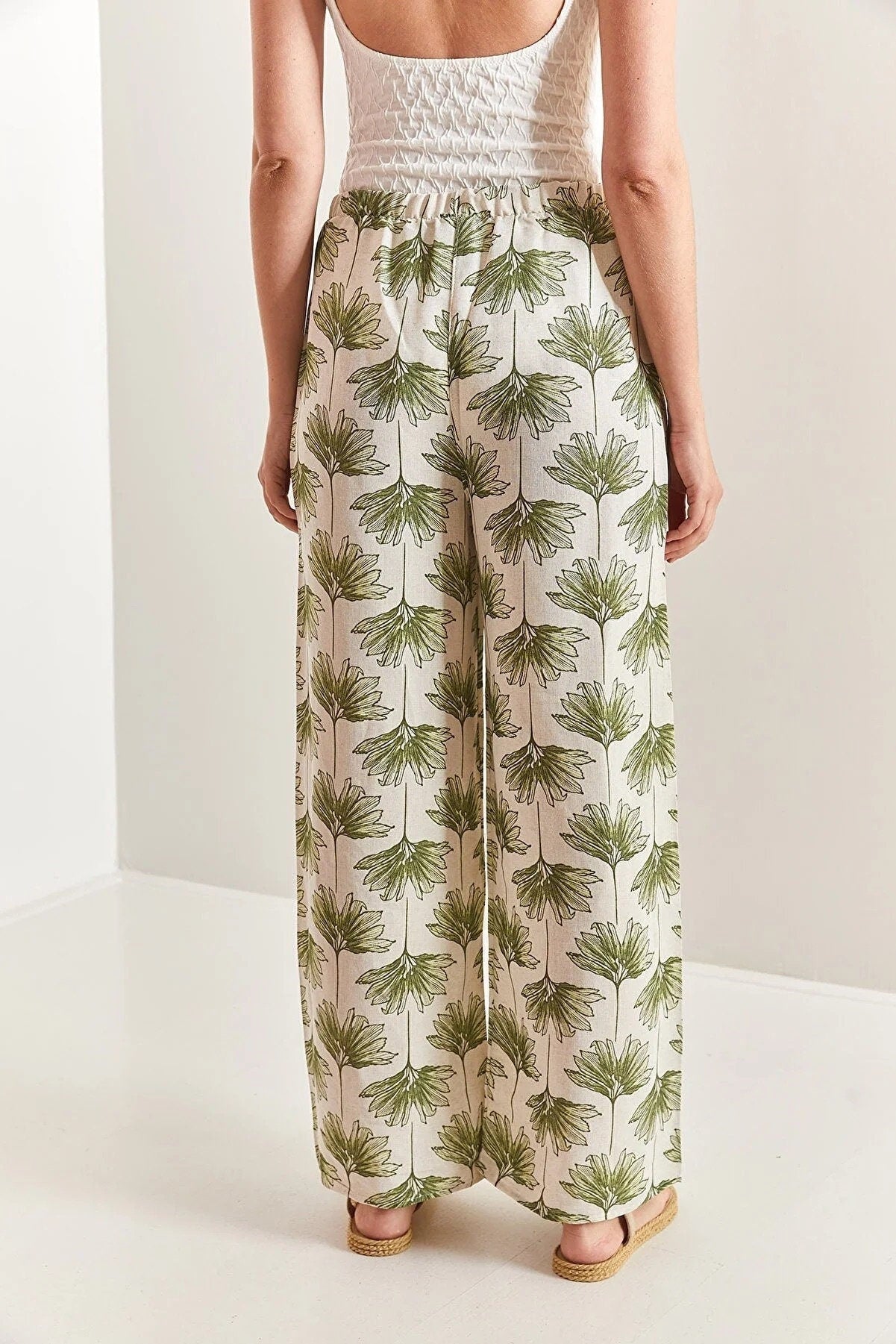 Clara Green Gingko Print Wide Leg Linen Pants
