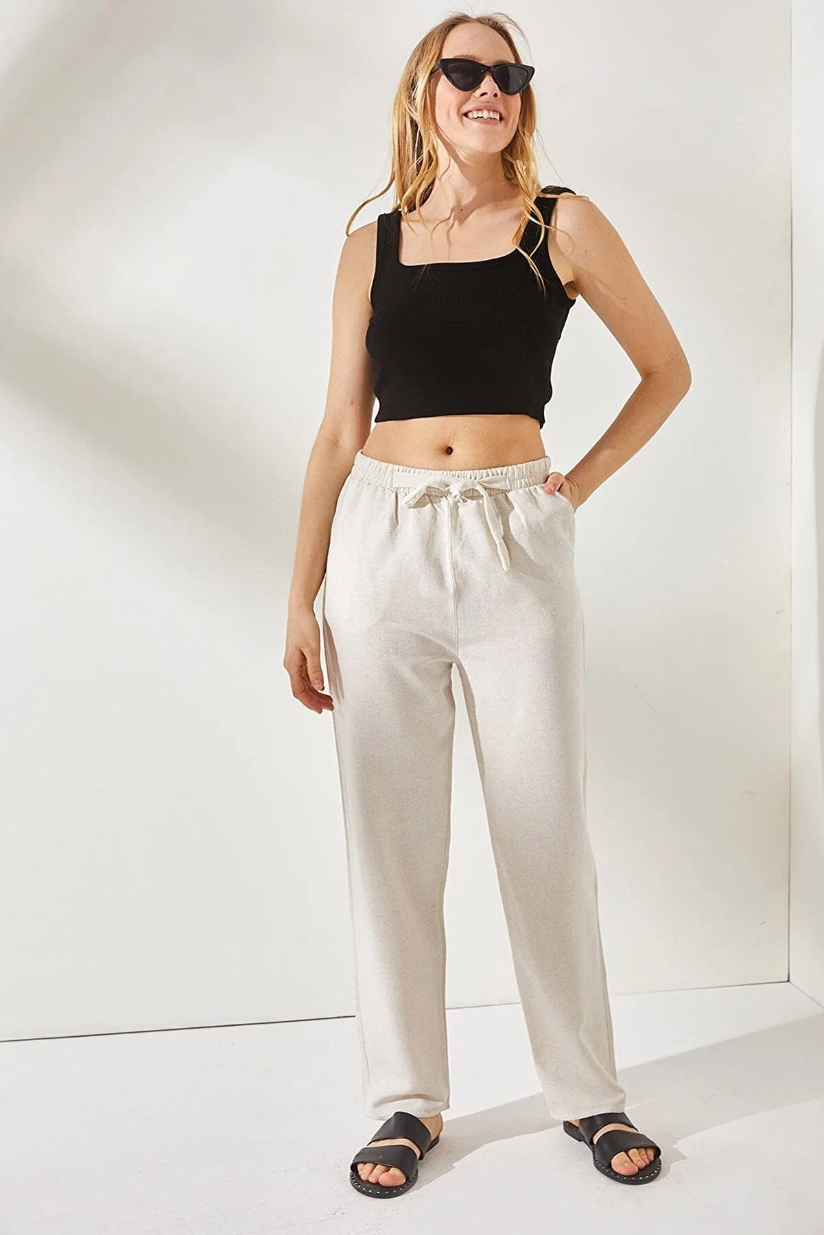 Olivia Ivory Linen Tapered Pants