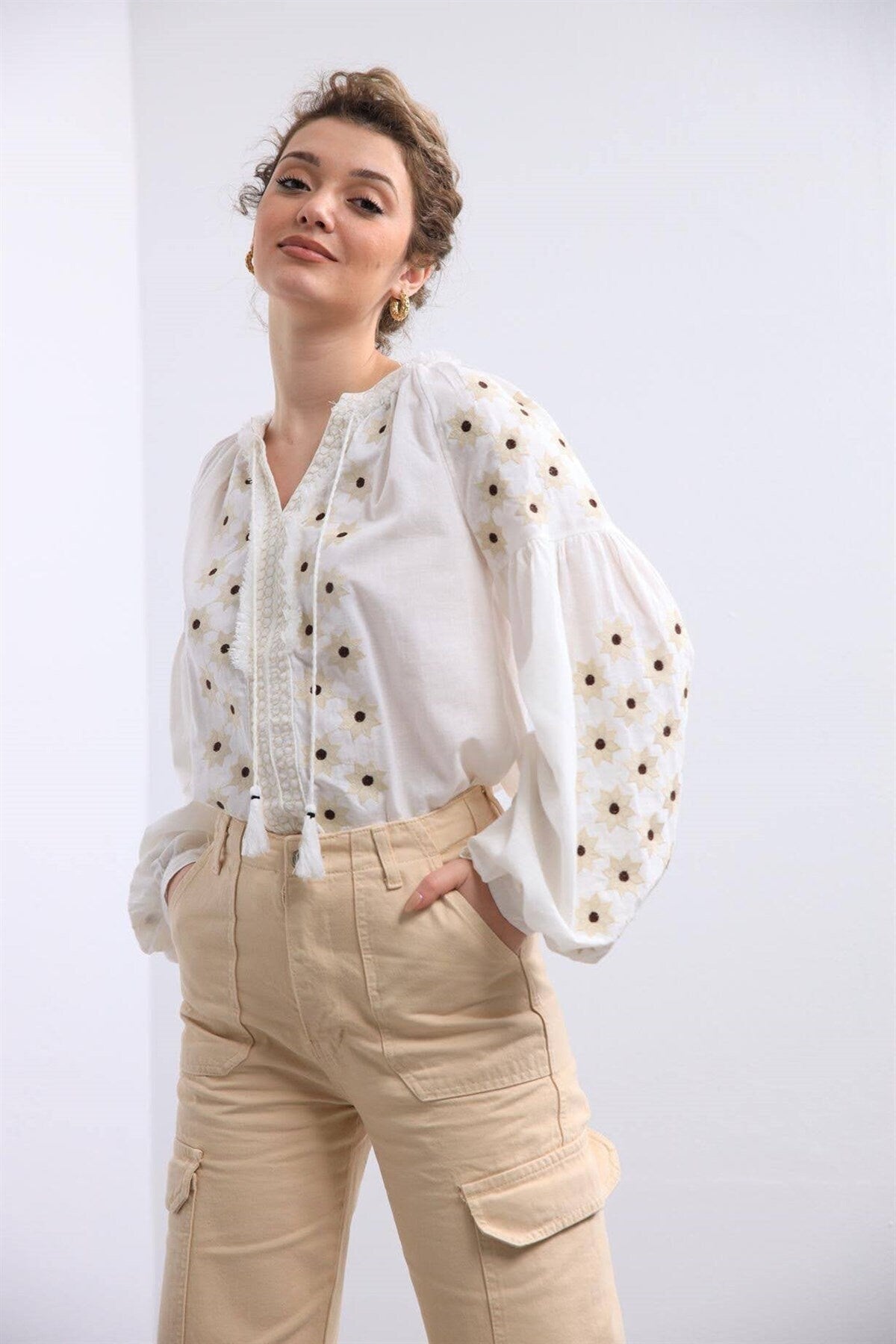 Katherine Ecru Floral Star Embroidered Ukrainian Blouse