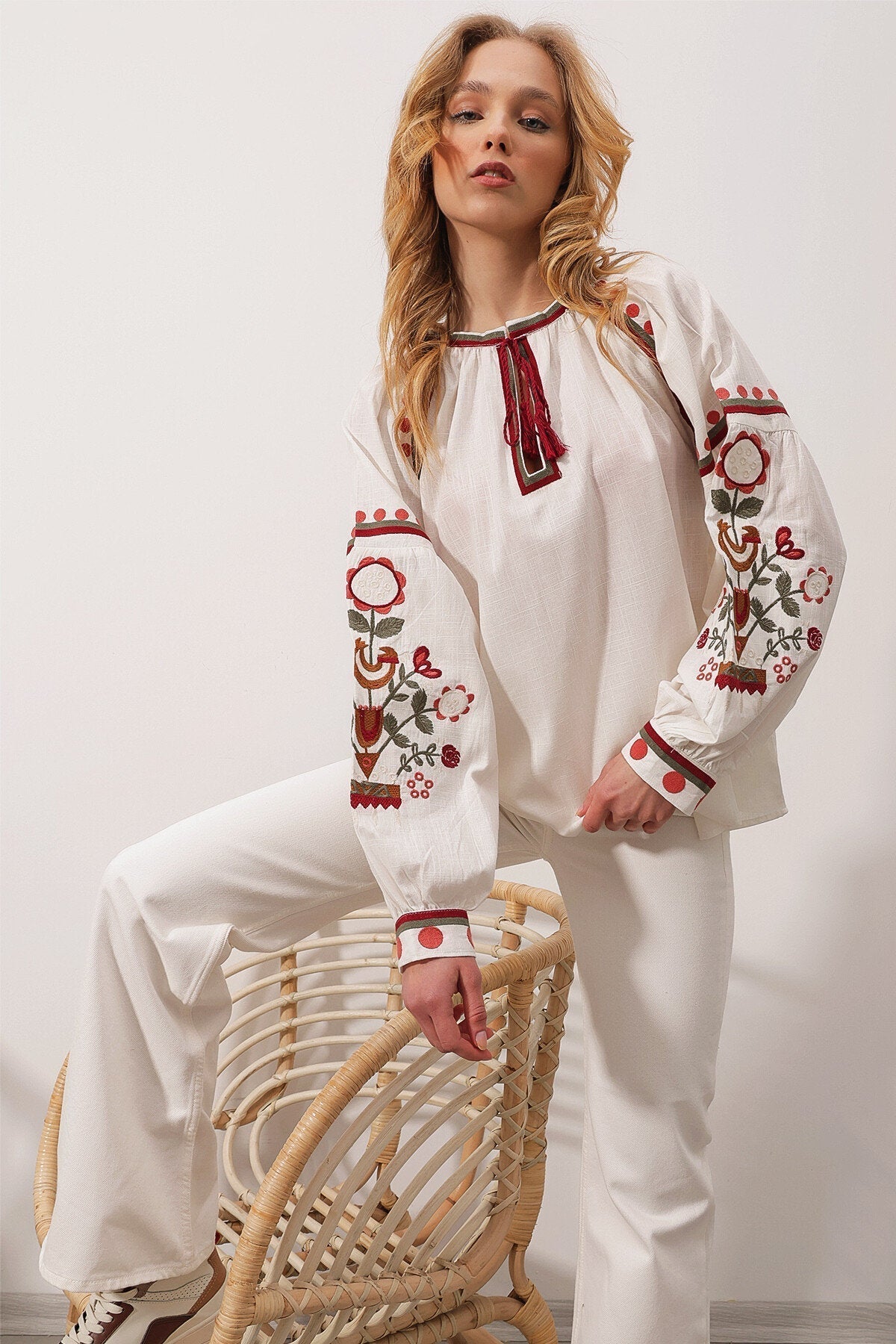 Red Floral Embroidered Ukrainian Cotton Vyshyvanka