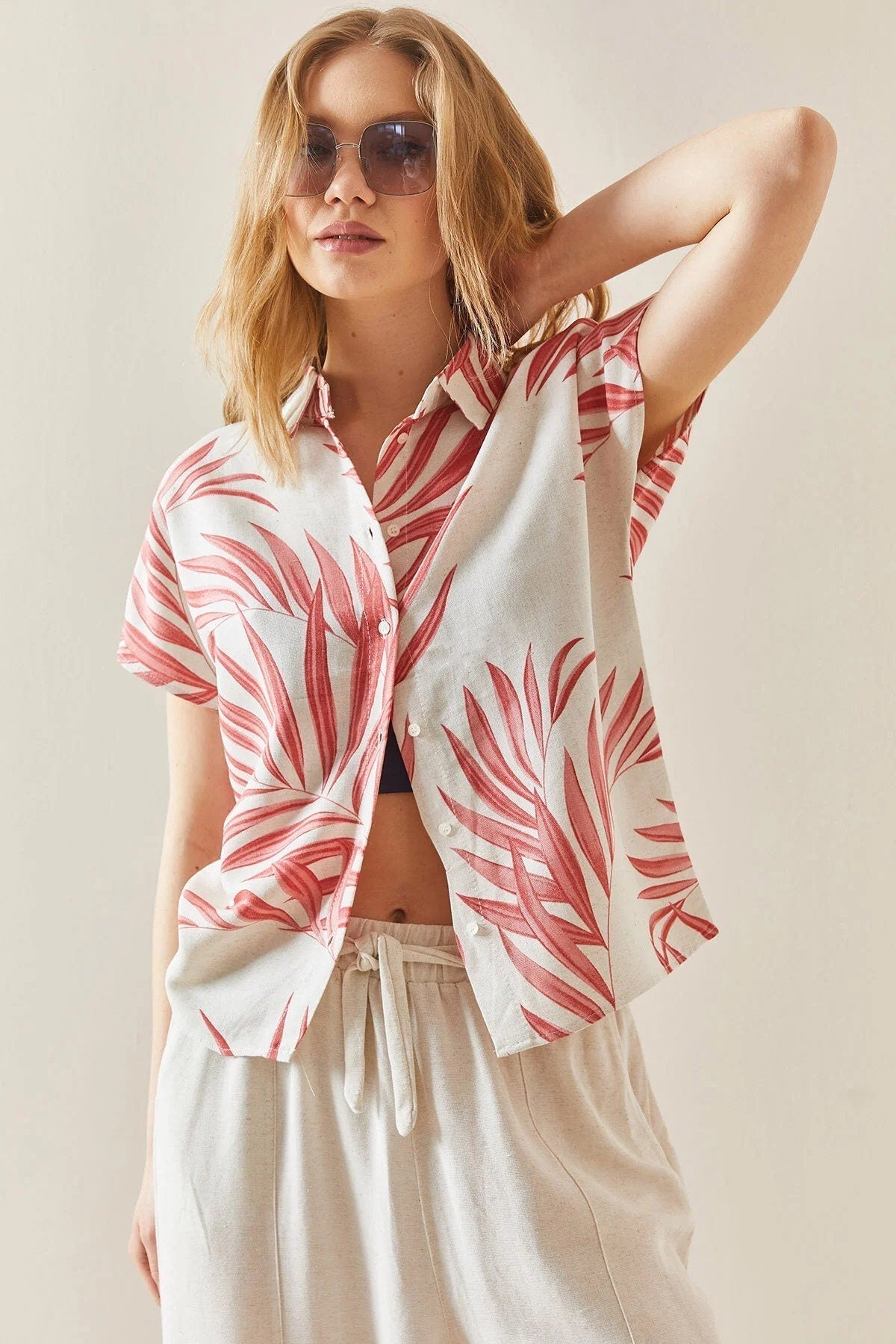 Red Leaves Print Short Sleeve Button Down Shirt