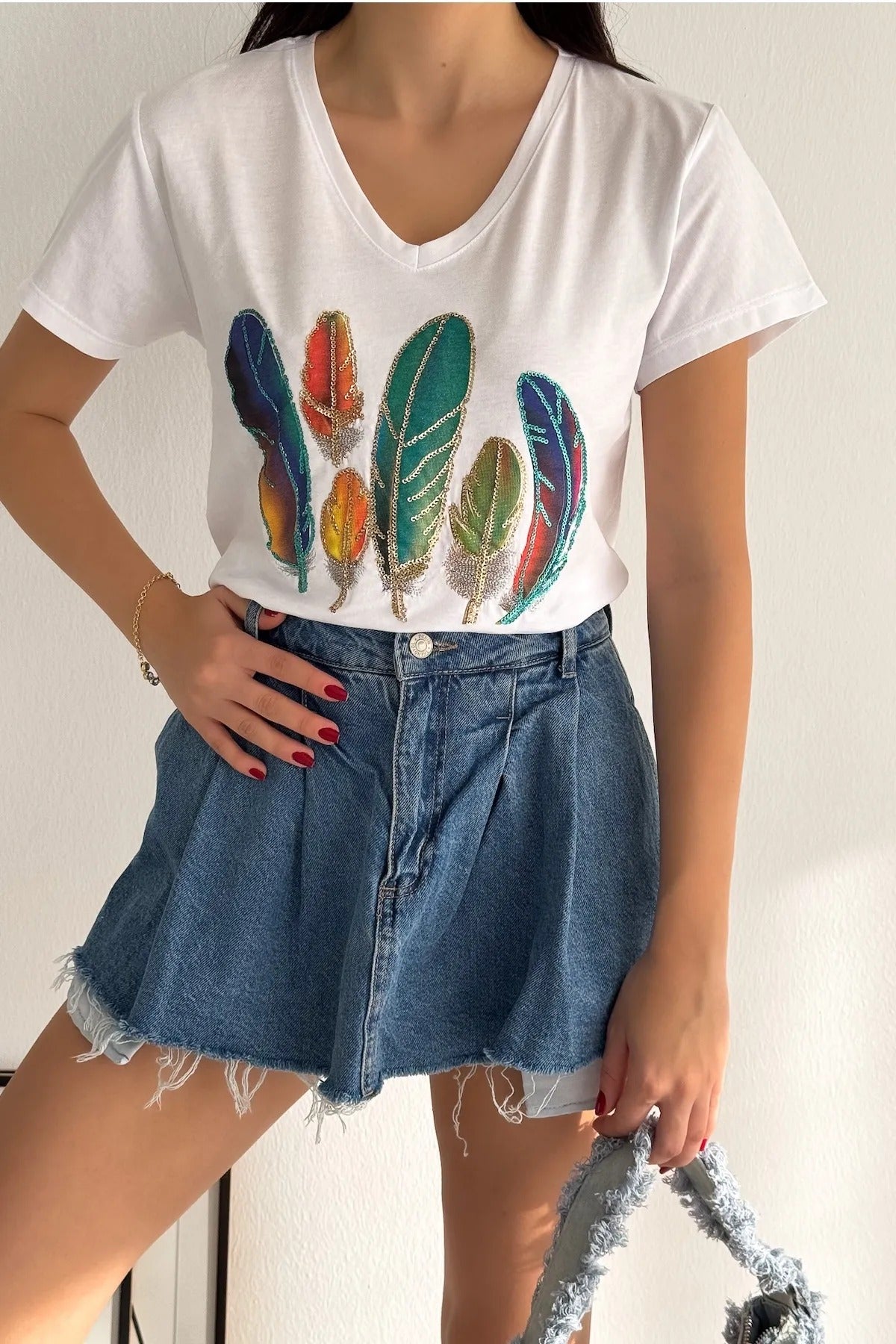 Tilda Colorful Feather Sequin Cotton T-Shirt - White