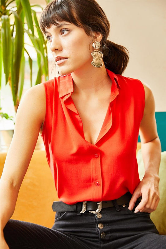 Carol Red Sleeveless Button-Down Shirt
